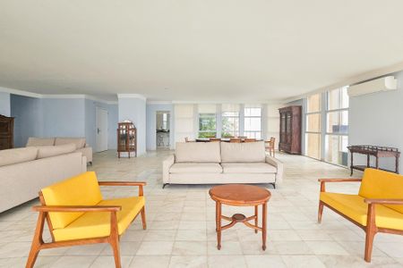 Apartamento para alugar com 270m², 3 quartos e 2 vagasSala