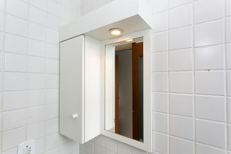 Apartamento à venda com 50m², 2 quartos e 1 vaga Apartamento à venda com 50m², 2 quartos e 1 vagaBanheiro