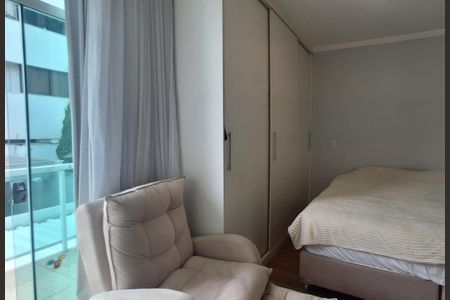 Foto 05 de casa à venda com 4 quartos, 280m² em Castelo, Belo Horizonte