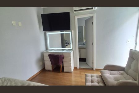 Foto 02 de casa à venda com 4 quartos, 280m² em Castelo, Belo Horizonte