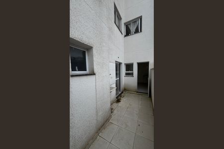 Apartamento à venda com 69m², 3 quartos e 2 vagas Apartamento à venda com 69m², 3 quartos e 2 vagasÁrea de Serviço