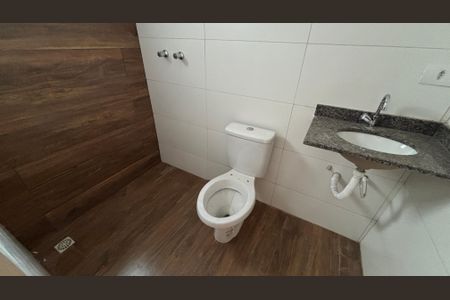 Apartamento à venda com 69m², 3 quartos e 2 vagas Apartamento à venda com 69m², 3 quartos e 2 vagasBanheiro da Suíte