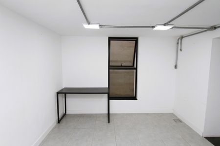 Casa para alugar com 360m², 3 quartos e 3 vagasEscritório