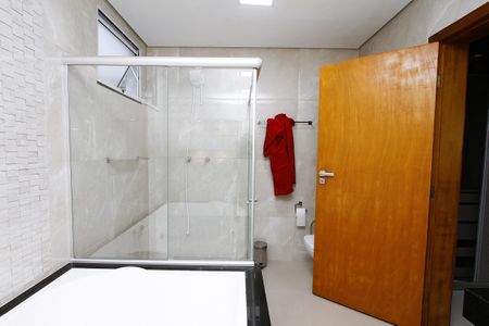 Casa para alugar com 360m², 3 quartos e 3 vagasBanheiro da Suíte