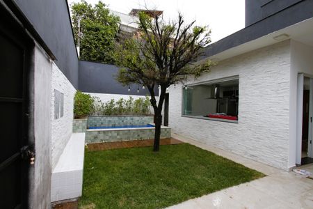 Casa para alugar com 360m², 3 quartos e 3 vagasÁrea externa