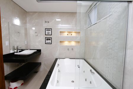 Casa para alugar com 360m², 3 quartos e 3 vagasBanheiro da Suíte