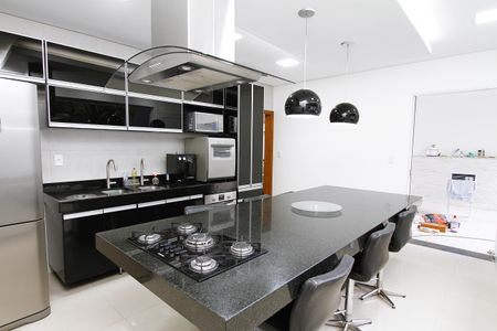 Casa para alugar com 360m², 3 quartos e 3 vagasCozinha