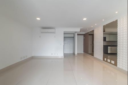 Sala de apartamento para alugar com 2 quartos, 71m² em Campo Belo, São Paulo