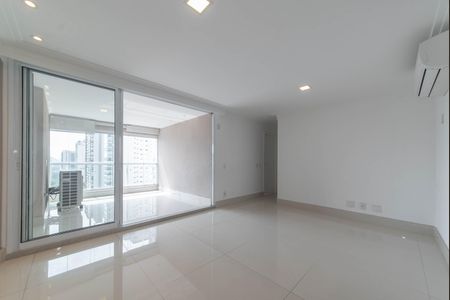 Sala de apartamento para alugar com 2 quartos, 71m² em Campo Belo, São Paulo