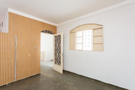 Casa para alugar com 120m², 3 quartos e 1 vagaSuíte 