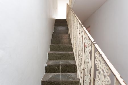 Casa para alugar com 120m², 3 quartos e 1 vagaEscada 