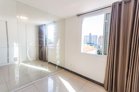 Apartamento para alugar com 97m², 3 quartos e 2 vagasQuarto 3Semi-Suíte