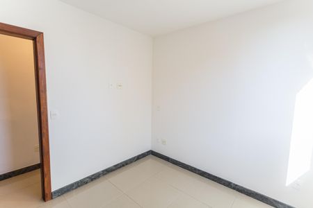 Apartamento para alugar com 97m², 3 quartos e 2 vagasQuarto 2