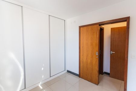 Apartamento para alugar com 97m², 3 quartos e 2 vagasSemi-Suíte