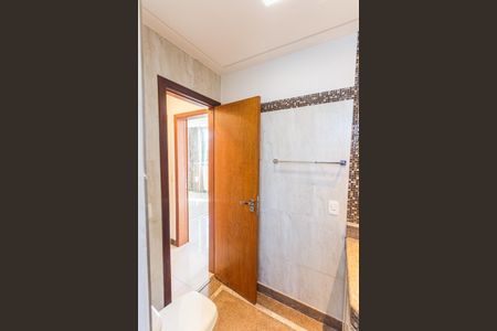 Apartamento para alugar com 97m², 3 quartos e 2 vagasBanheiro da Semi-Suíte e Social