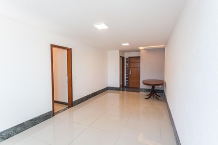 Apartamento para alugar com 97m², 3 quartos e 2 vagasSala