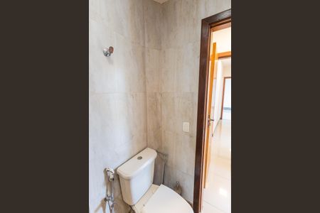 Apartamento para alugar com 97m², 3 quartos e 2 vagasBanheiro da Semi-Suíte e Social