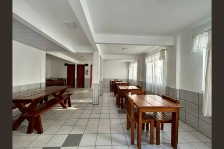 Apartamento para alugar com 47m², 2 quartos e 1 vagaÁrea comum - Salão de festas