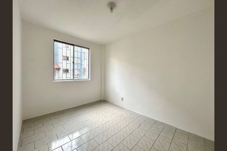 Quarto 2 de apartamento para alugar com 2 quartos, 47m² em Itacorubi, Florianópolis