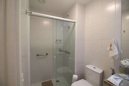 Apartamento à venda com 85m², 2 quartos e 1 vagaBanheiro Social