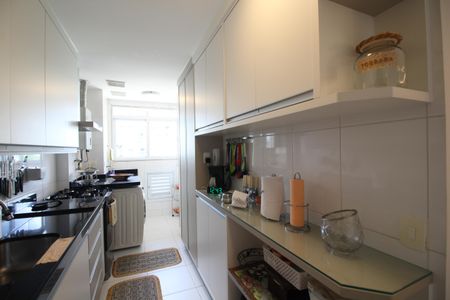 Apartamento à venda com 85m², 2 quartos e 1 vagaCozinha