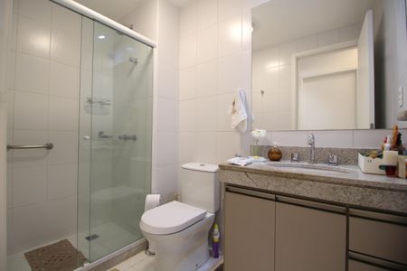 Apartamento à venda com 85m², 2 quartos e 1 vagaBanheiro Social