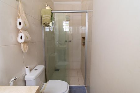 Casa à venda com 195m², 3 quartos e 3 vagas Casa à venda com 195m², 3 quartos e 3 vagasBanheiro da Suíte