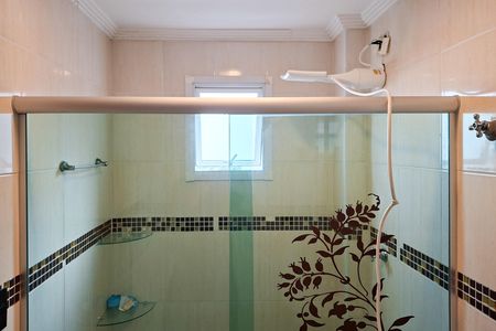 Apartamento para alugar com 250m², 4 quartos e 2 vagas Apartamento para alugar com 250m², 4 quartos e 2 vagasBanheiro da Suíte