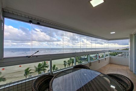 Apartamento para alugar com 250m², 4 quartos e 2 vagas Apartamento para alugar com 250m², 4 quartos e 2 vagasSacada
