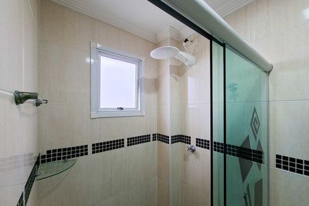 Apartamento para alugar com 250m², 4 quartos e 2 vagas Apartamento para alugar com 250m², 4 quartos e 2 vagasBanheiro da Suíte 2