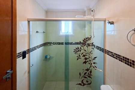 Apartamento para alugar com 250m², 4 quartos e 2 vagas Apartamento para alugar com 250m², 4 quartos e 2 vagasBanheiro da Suíte