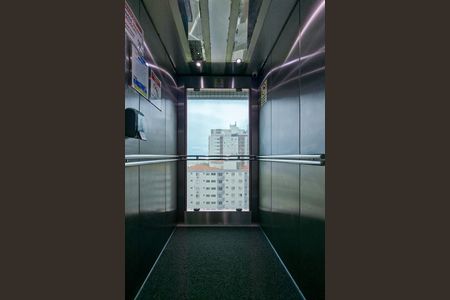 Apartamento para alugar com 250m², 4 quartos e 2 vagas Apartamento para alugar com 250m², 4 quartos e 2 vagasElevador panorâmico