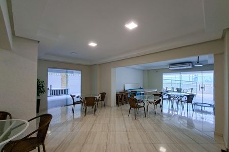 Apartamento para alugar com 250m², 4 quartos e 2 vagas Apartamento para alugar com 250m², 4 quartos e 2 vagasÁrea comum - Salão de festas