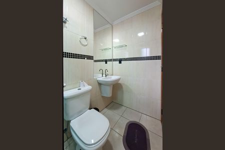 Apartamento para alugar com 250m², 4 quartos e 2 vagas Apartamento para alugar com 250m², 4 quartos e 2 vagasBanheiro da Suíte 2