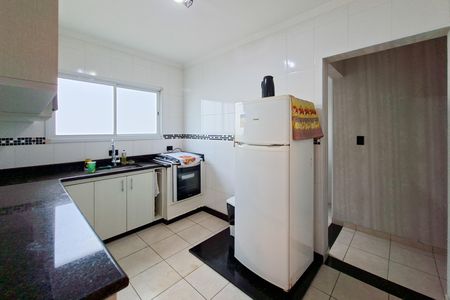 Apartamento para alugar com 250m², 4 quartos e 2 vagas Apartamento para alugar com 250m², 4 quartos e 2 vagasCozinha