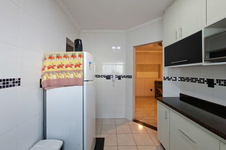 Apartamento para alugar com 250m², 4 quartos e 2 vagas Apartamento para alugar com 250m², 4 quartos e 2 vagasCozinha