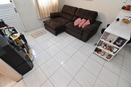 Casa para alugar com 59m², 2 quartos e 1 vagaSala