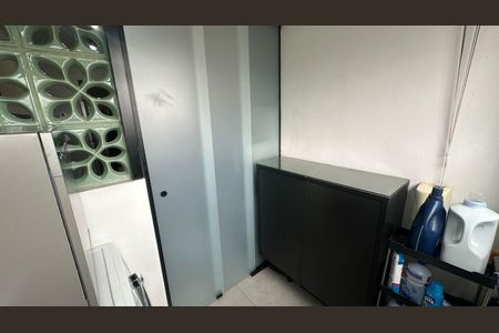 Área de serviço de apartamento para alugar com 2 quartos, 101m² em Vila Galvão, Guarulhos