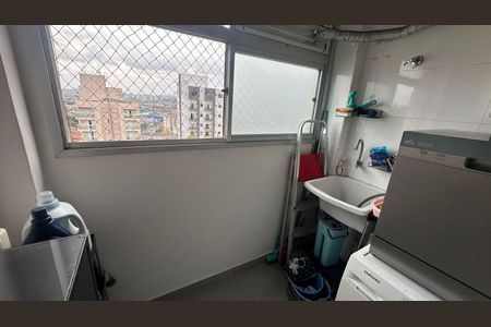 Área de serviço de apartamento para alugar com 2 quartos, 101m² em Vila Galvão, Guarulhos