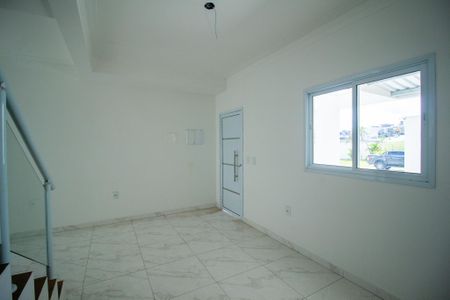 Sala de casa de condomínio para alugar com 2 quartos, 93m² em Jardim Simus, Sorocaba