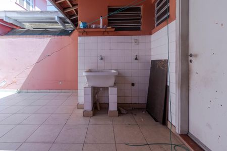 Casa à venda com 126m², 3 quartos e 2 vagasLavanderia