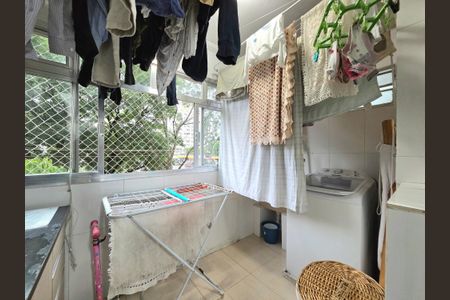 Apartamento à venda com 90m², 3 quartos e 1 vagaÁrea de Serviço