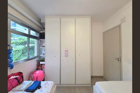 Apartamento à venda com 90m², 3 quartos e 1 vagaQuarto 2