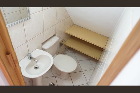 Casa à venda com 90m², 2 quartos e 1 vagaLavabo