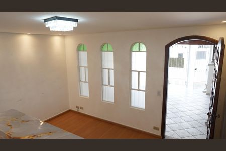 Sala de casa à venda com 2 quartos, 90m² em Cidade Maia, Guarulhos
