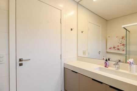 Casa à venda com 140m², 3 quartos e 2 vagas Casa à venda com 140m², 3 quartos e 2 vagasBanheiro Social