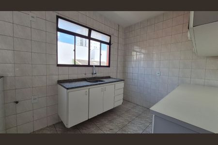 Apartamento à venda com 62m², 2 quartos e 1 vagaCozinha
