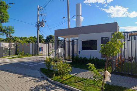 Fachada do condomínio de apartamento para alugar com 2 quartos, 42m² em Campo Grande, Rio de Janeiro