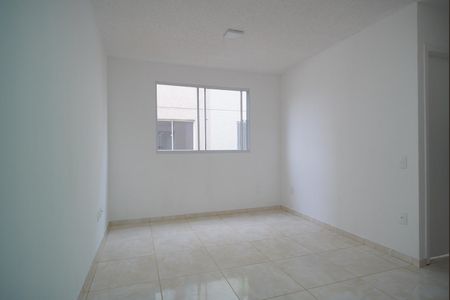Sala de apartamento à venda com 2 quartos, 42m² em Rubem Berta, Porto Alegre