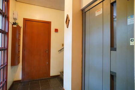 Apartamento à venda com 162m², 3 quartos e 1 vagaHall  de entrada 